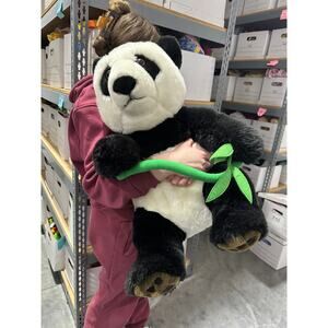 Panda Bear FAO Schwartz Toys R Us GIANT Plush Stuffed Animal by Geoffrey 22" So